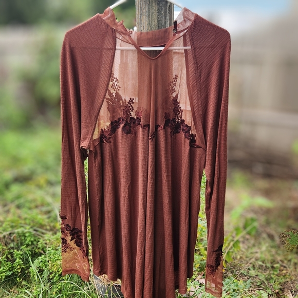 Free People SAHELI TOP Amber Brown Round Hem Tunic, made in India - Picture 3 of 10
